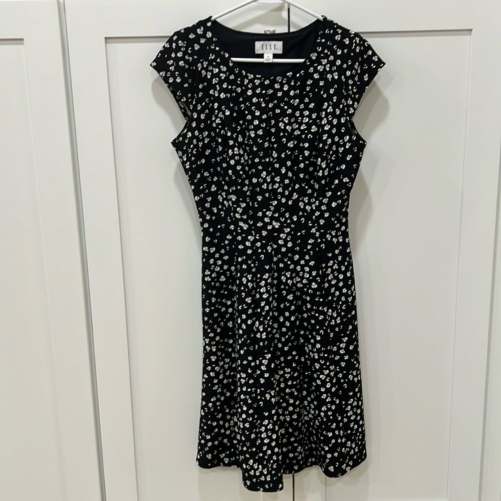 ELLE Black and White Floral Dress Medium